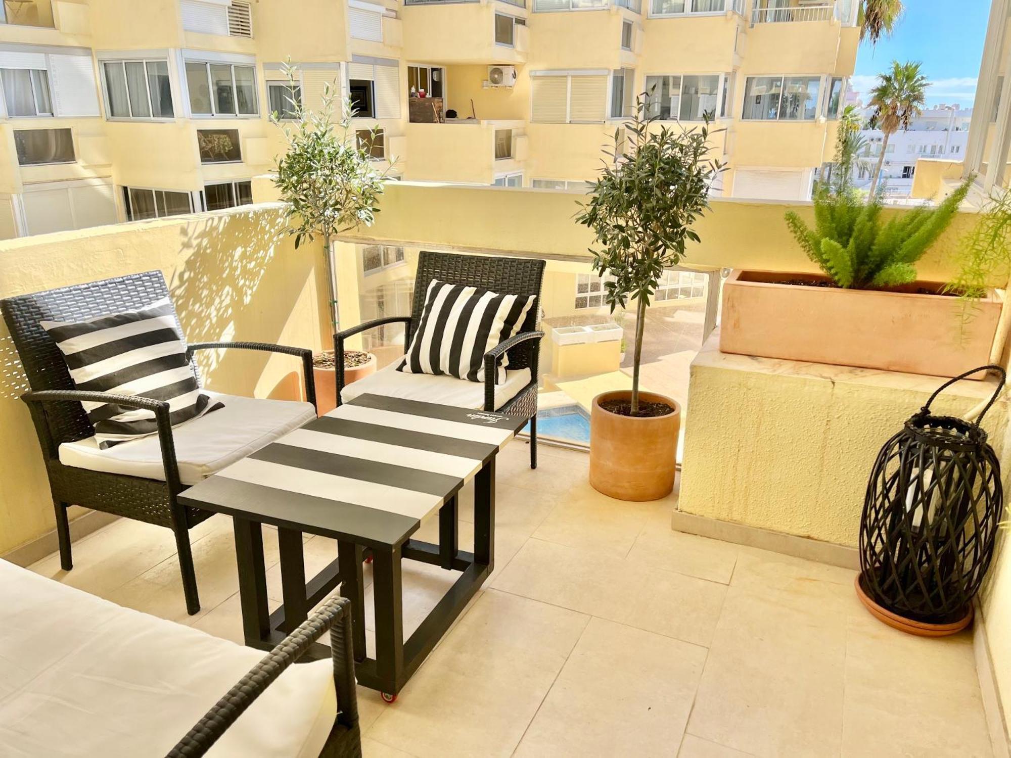 Apartment Port Of Center - Eaw Homes