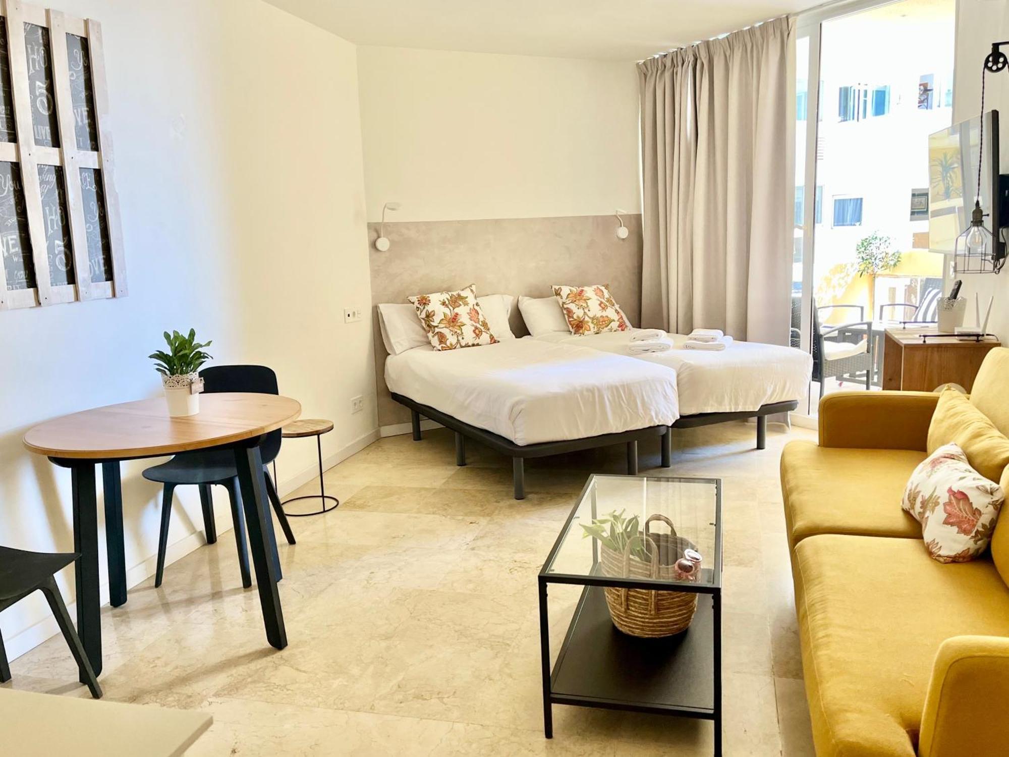Port Of Center - Eaw Homes Apartment Marbella